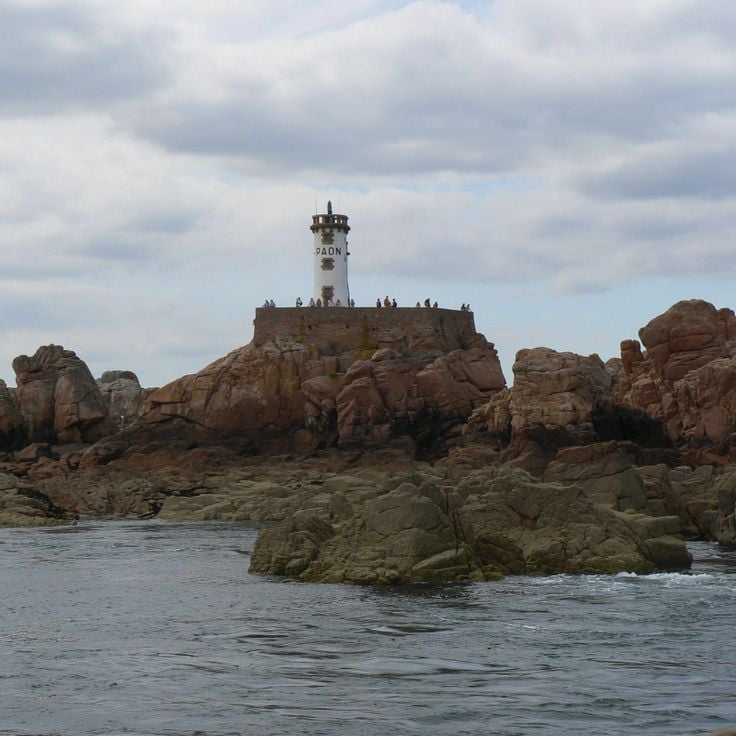 Paon lighthouse