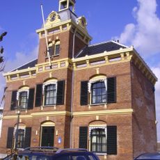 Klok afkomstig van de voormalige Havenpoort