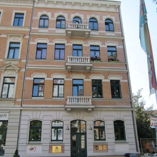 Mietshaus Dresdner Straße 6