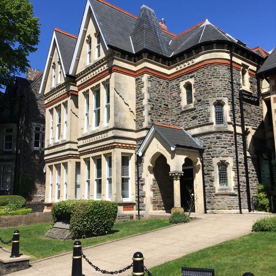 31 and 32 Park Place