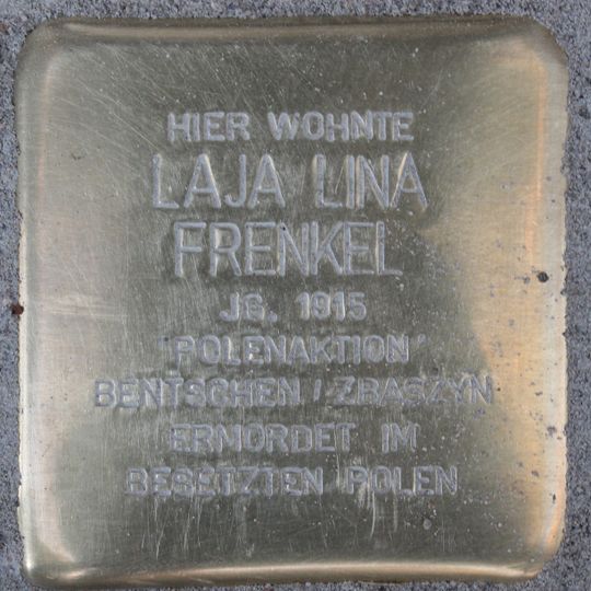 Stolperstein en memoria de Laja Lina Frenkel