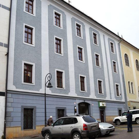 Jezuitský kláštor, konvent jezuitov