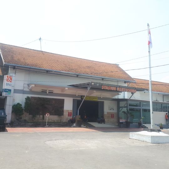 Kertosono railway station