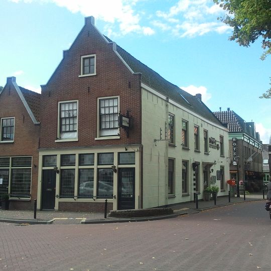 Kerkplein 5, Abcoude