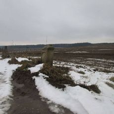 Kříž západně od Všekar