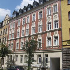 Mietshaus in geschlossener Bebauung Ludwig-Kirsch-Straße 21