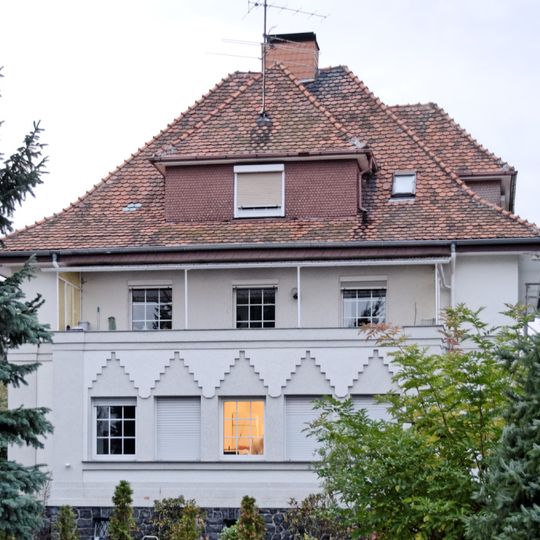 Friedrich-Ludwig-Jahn-Straße 4