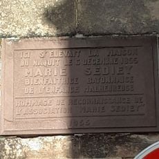Commemorative plaque