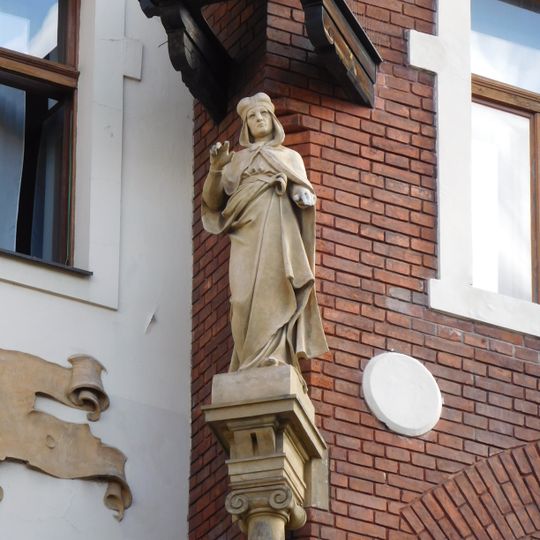 Statue of Saint Ludmila