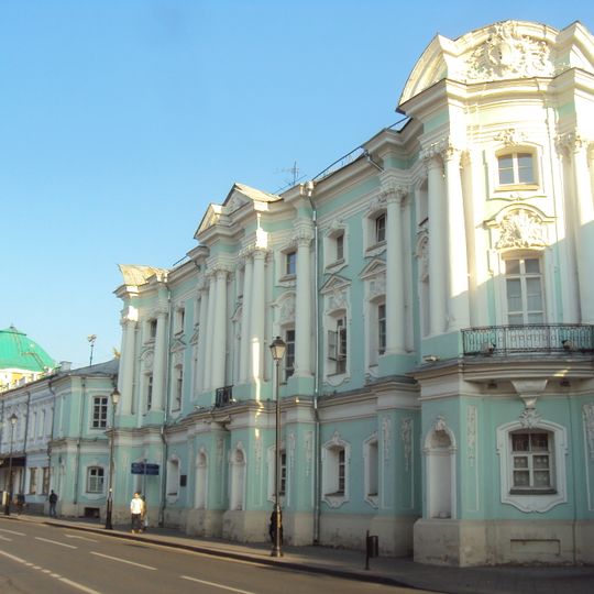 Боковой флигель