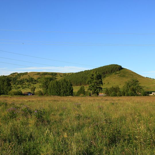 Оло Таҙтүбә