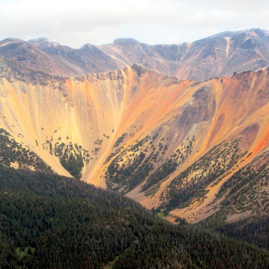 Tweedsmuir South Provincial Park