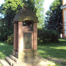 Pomník padlým v 1.světové válce u kostela v Skalici u České Lípy