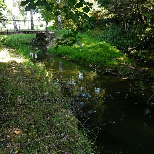 Lávka přes Klenici před soutokem s Kotelskou strohou