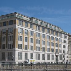 Kaiser-Franz-Josef-Jubiläumswerkstätten-Hof