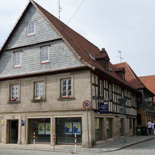 Wohn- und Geschäftshaus