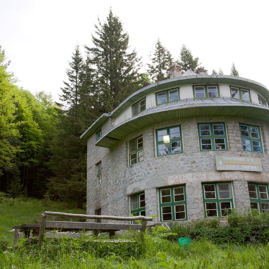 Pirin hut