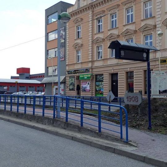 Památník roku zprovoznění dráhy do Bechyně v Táboře