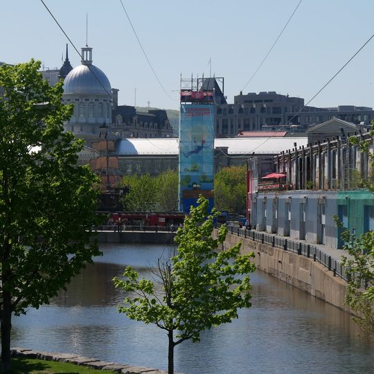 Tyrolienne MTL Zipline