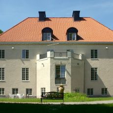 Edsby slott and Ljungbacka