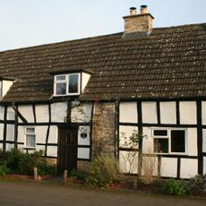 Tudor Cottage And Twyne Cottage