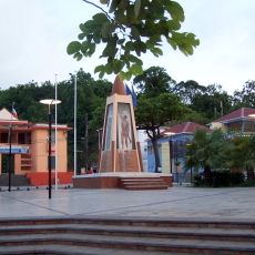 Monument aux morts des Abymes