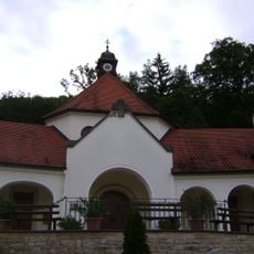Friedhofshaus und Leichenhalle