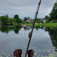 Žvejo batai su meškere