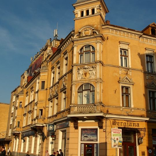 Le "Palais du Soleil" à Brașov, Roumanie
