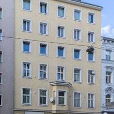 Miethaus Schönbrunner Straße 114