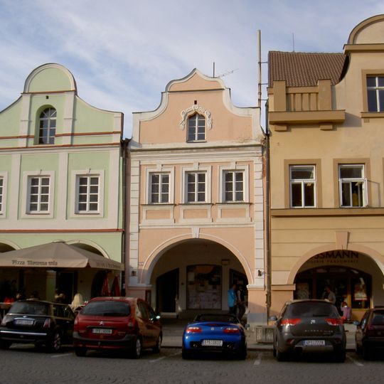 Náměstí Míru čp. 129