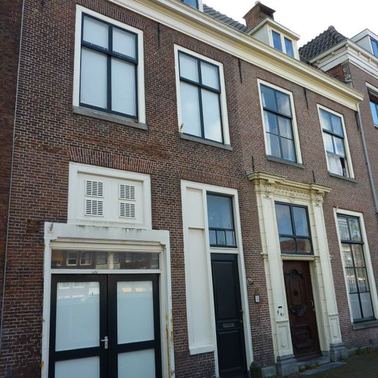 Utrechtse Veer 27, Leiden