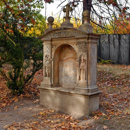 Kaplička IV. zastavení cesty Sedmi bolestí Panny Marie v Klášterci nad Ohří