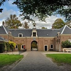 Elswout gatehouse
