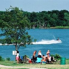 Longview Lake