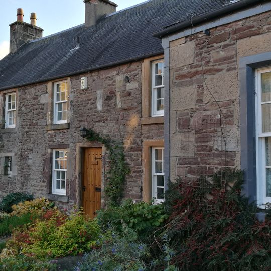 Dunblane, The Cross, Cathedral Cottage