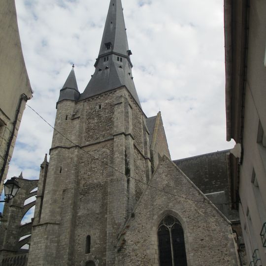 Église Saint-Pierre-et-Saint-Paul de Gallardon