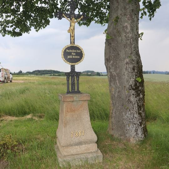 Kříž na křižovatce jižně od Štěpkova