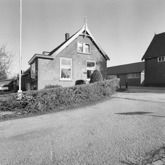 Provincialeweg Zuid 36, Almkerk