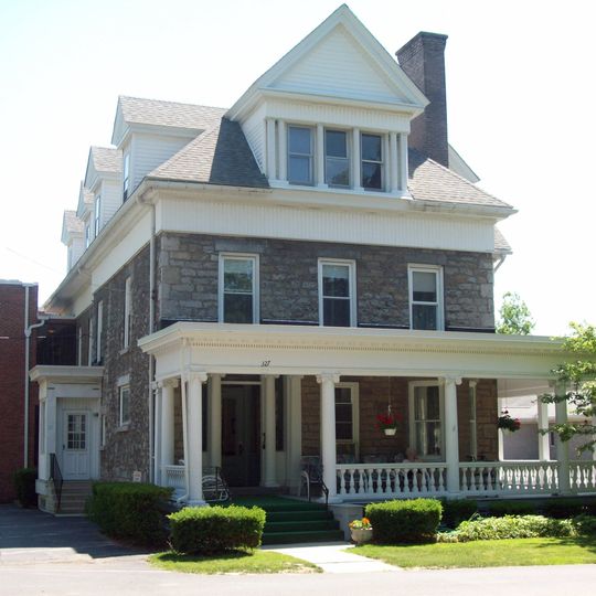Chase-Hubbard-Williams House