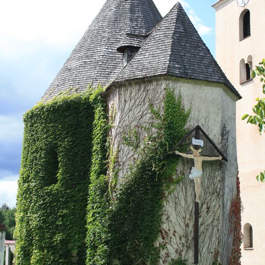Ossuary in Großglobnitz