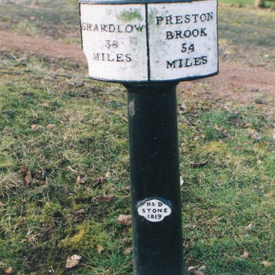 Milepost Trent and Mersey Canal at Heywood Junction immediately north of Mill Lane crossing