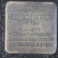 Stolperstein en memoria de Heinrich Seifert
