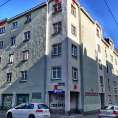 Gemeindebau Rustengasse 10
