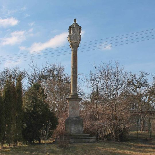 Sloup se sousoším Nejsvětější Trojice