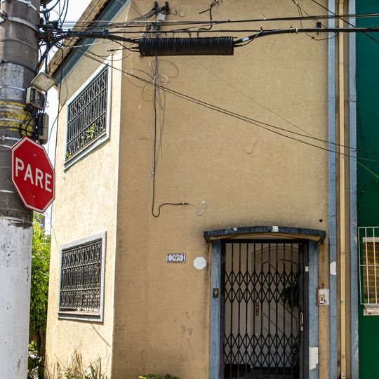 Imóvel à Rua Manuel de Paiva, nº 295
