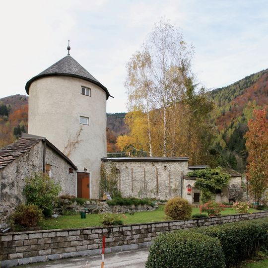 Ehem. Kartäuserzellen mit Umfassungsmauer und Wehrturm
