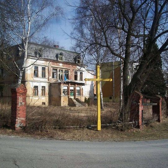 Kříž v Kaznějově v ulici Pod Továrnou