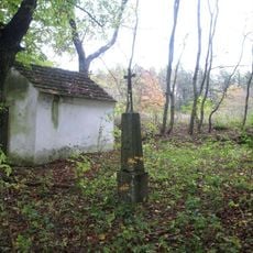 Kříž východně od Nové Vsi u kaple