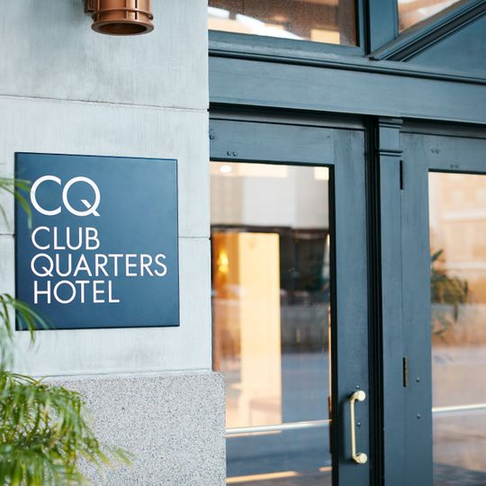 Club Quarters Hotel Downtown, Houston